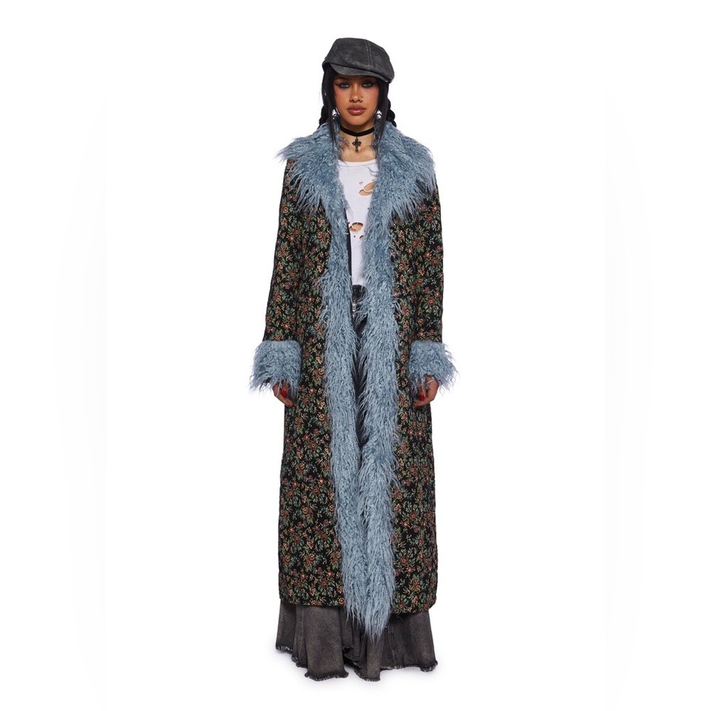 NWT Dolls Kill SWEET PEA SERENITY FAUX FUR COAT by CURRENT MOOD Size L
